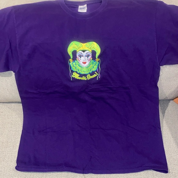 Vintage Mardi Gras t-shirt XL - Picture 1 of 3